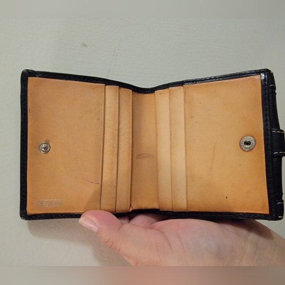 Coach Black Leather Bi-Fold Wallet - Picture 5 of 8